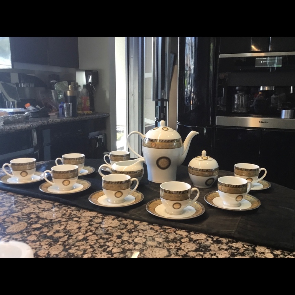 Medusa Design - Coffee/Tea Set